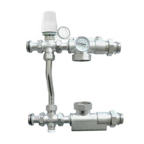 453000245-02x-768x768